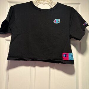 Cropped Champion Tee size Medium